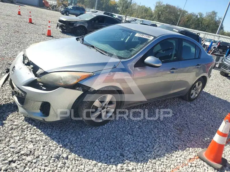 2012 Mazda 3 photo