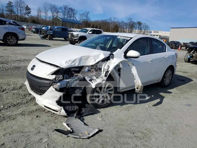 2012 Mazda 3 фото