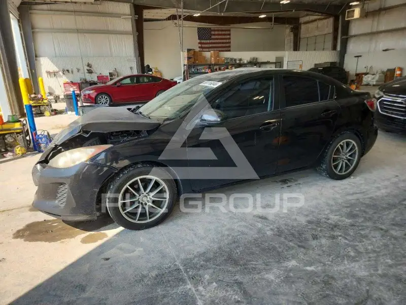 2012 Mazda 3 фото