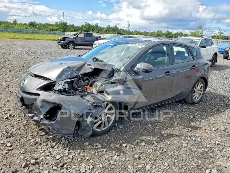 2012 Mazda 3 фото
