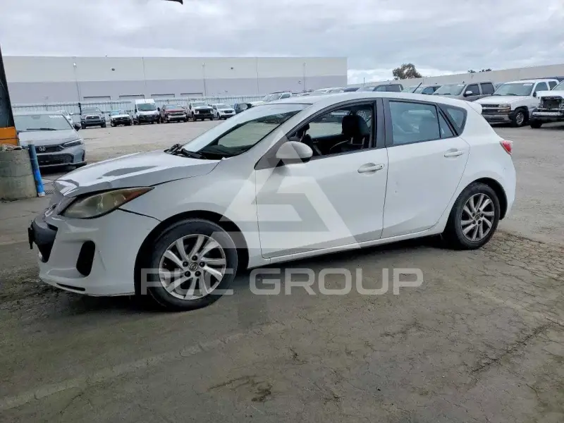 2012 Mazda 3 фото
