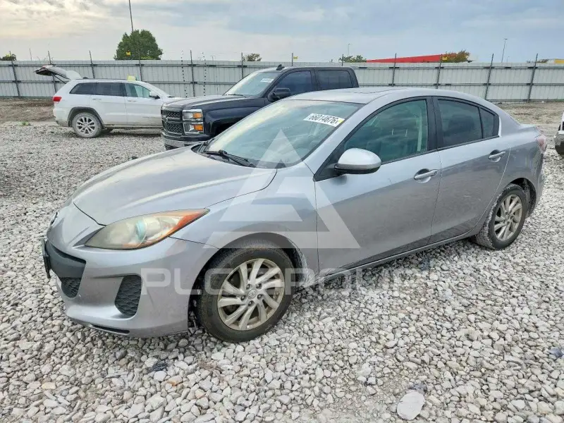 2012 Mazda 3 photo
