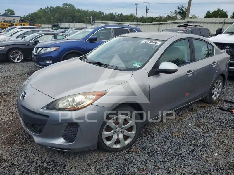 2012 Mazda 3 фото