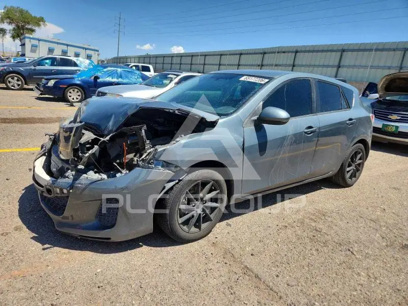2012 Mazda 3 фото