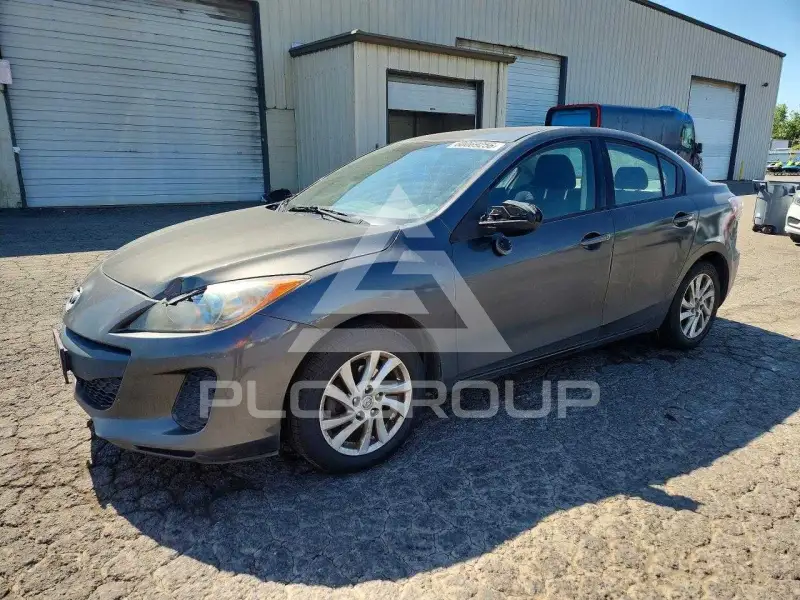 2012 Mazda 3 photo