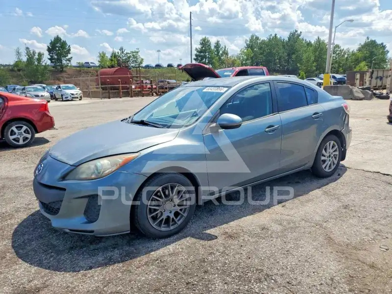 2012 Mazda 3 photo