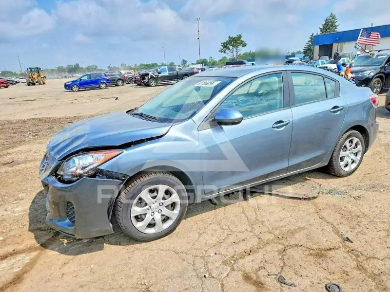 2012 Mazda 3 фото