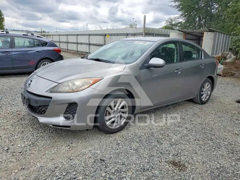 2012 Mazda 3 photo