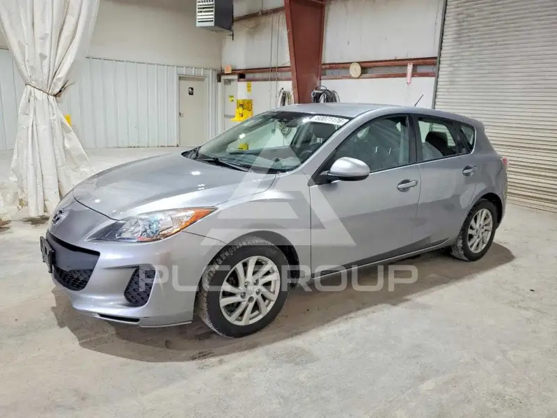 2012 Mazda 3 photo