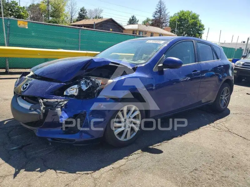 2012 Mazda 3 photo