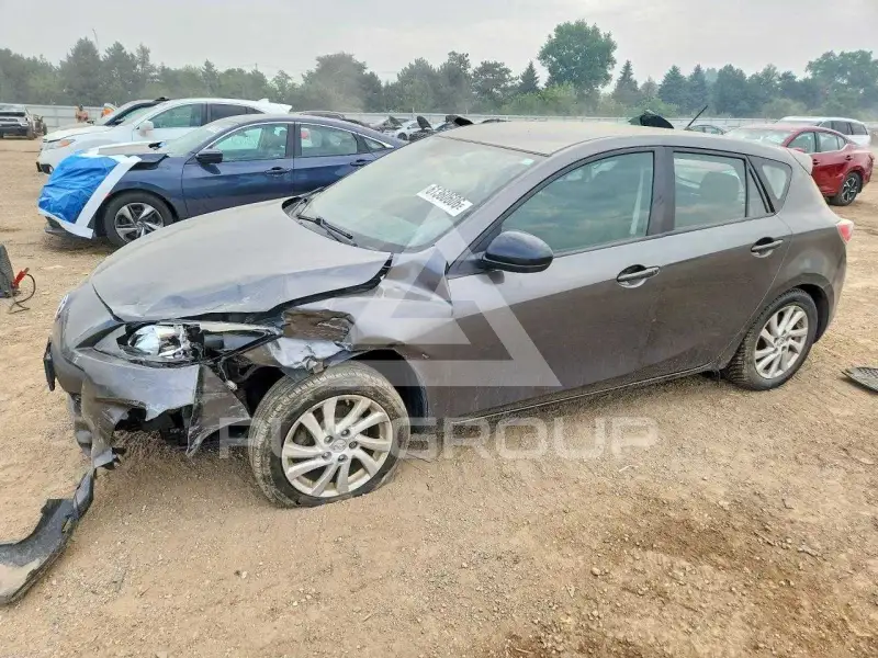 2012 Mazda 3 фото