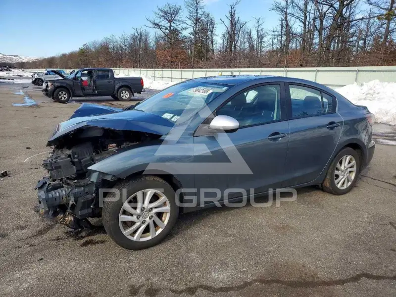 2012 Mazda 3 фото