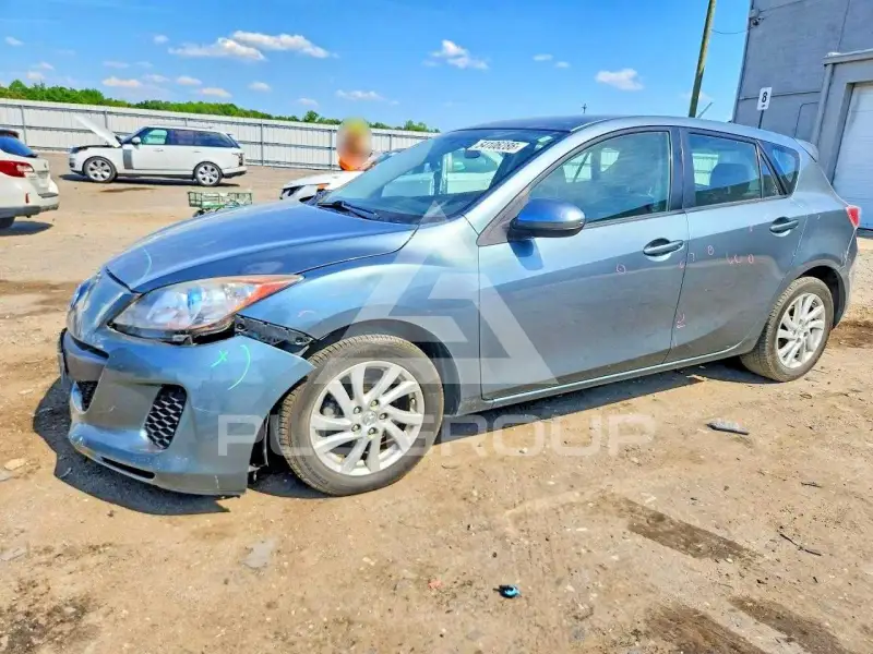 2012 Mazda 3 фото