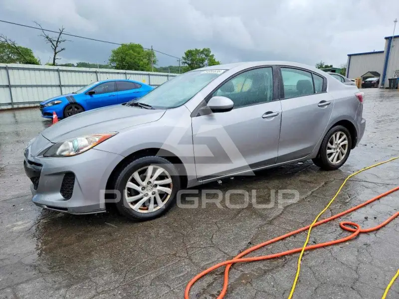 2012 Mazda 3 фото