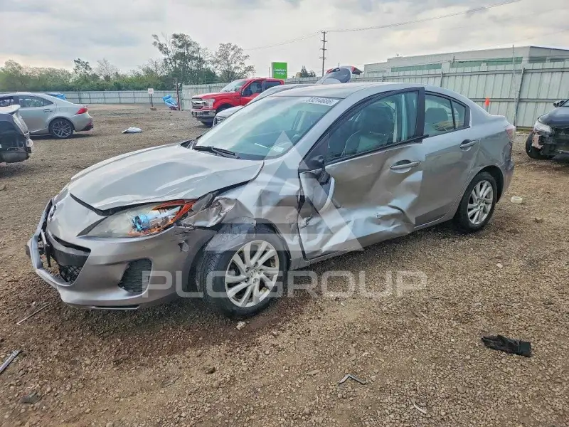 2012 Mazda 3 photo
