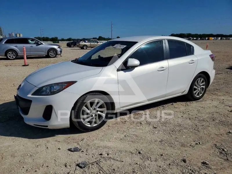 2012 Mazda 3 photo