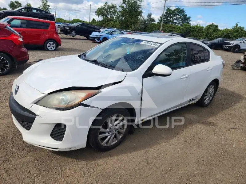2012 Mazda 3 фото