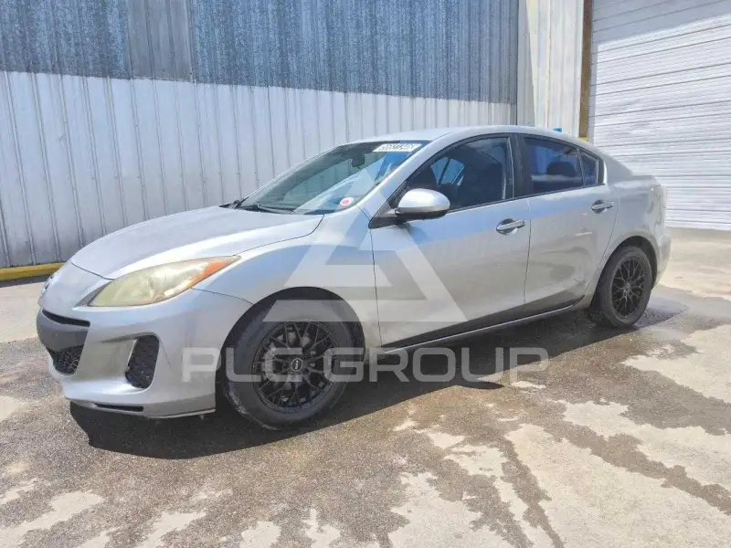 2012 Mazda 3 фото