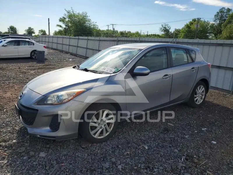 2012 Mazda 3 фото