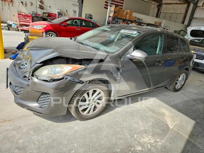 2012 Mazda 3 фото