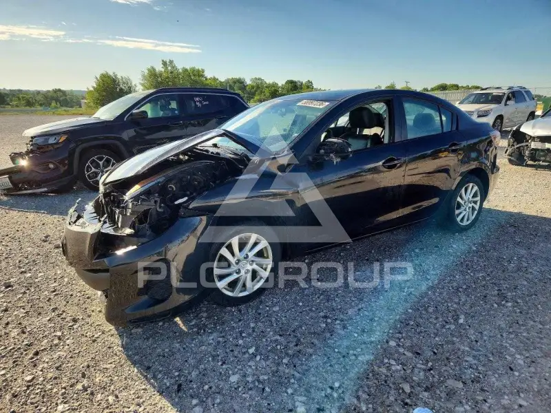 2012 Mazda 3 photo