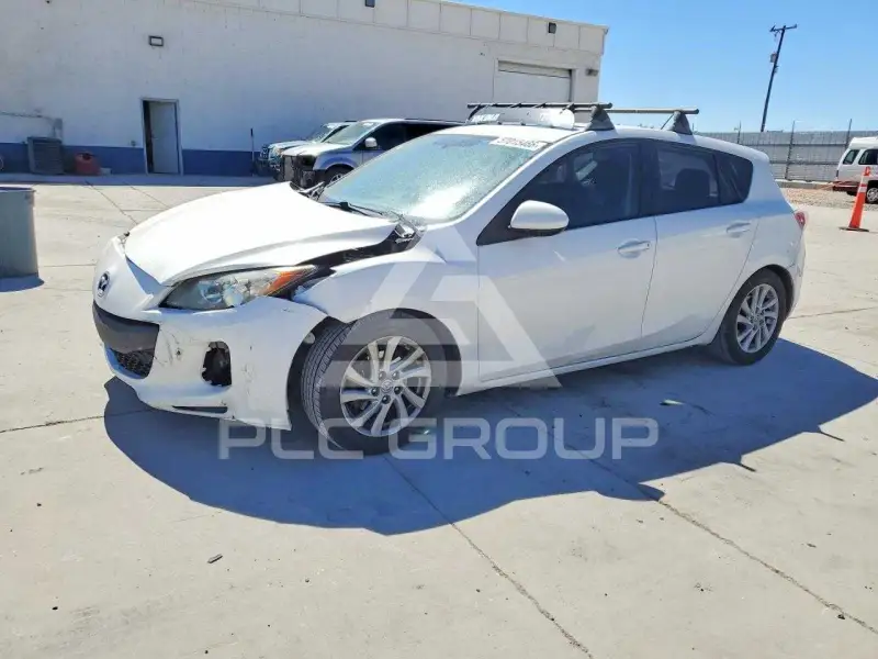 2012 Mazda 3 photo