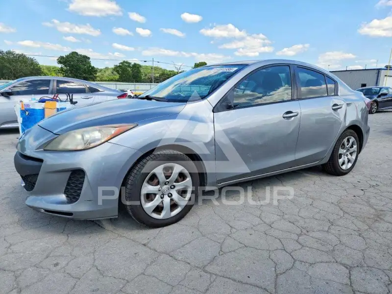 2012 Mazda 3 photo