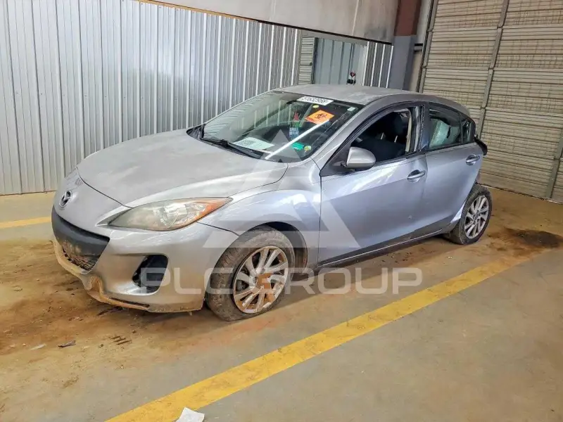 2012 Mazda 3 фото
