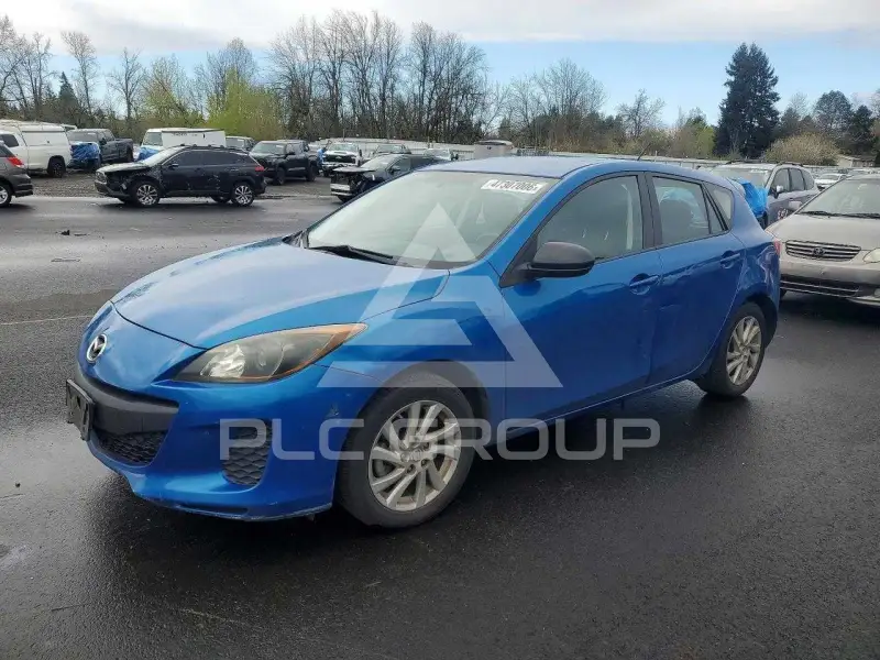 2012 Mazda 3 photo