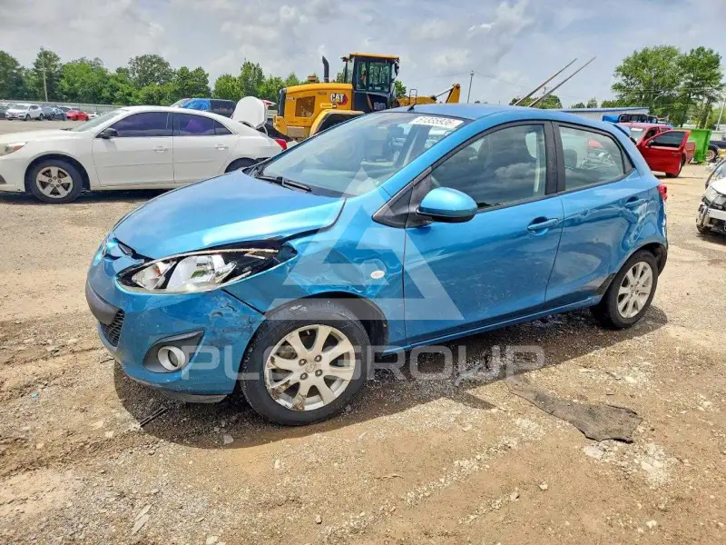 2012 Mazda 2 фото
