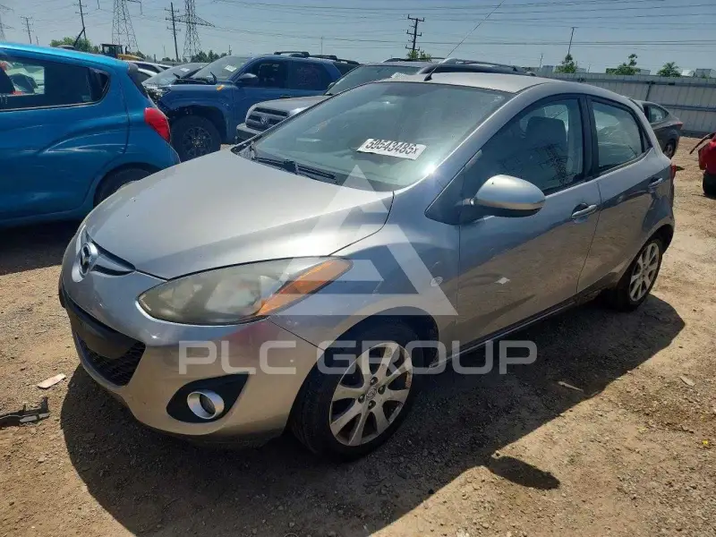 2012 Mazda 2 фото