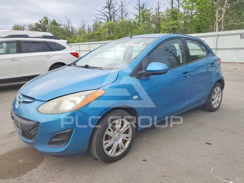 2012 Mazda 2 фото