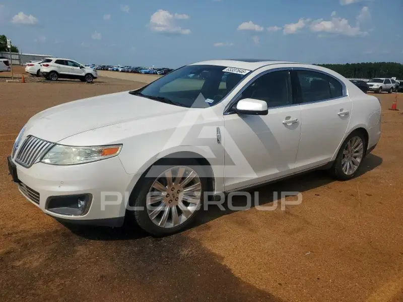 2012 Lincoln MKS photo