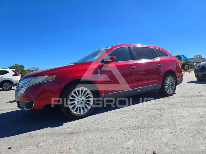 2012 Lincoln MKT фото