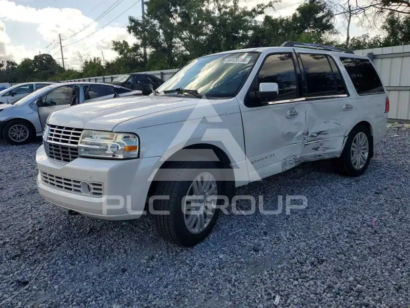 2012 Lincoln NAVIGATOR фото