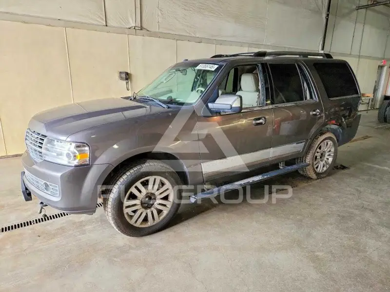 2012 Lincoln NAVIGATOR фото