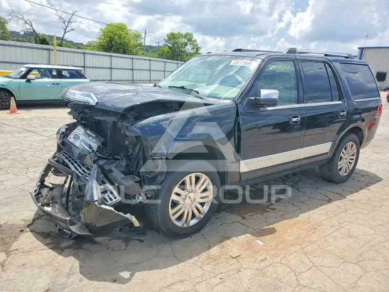2012 Lincoln NAVIGATOR photo