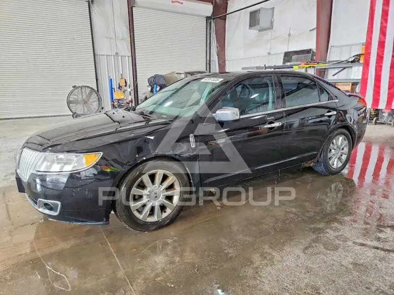 2012 Lincoln MKZ photo