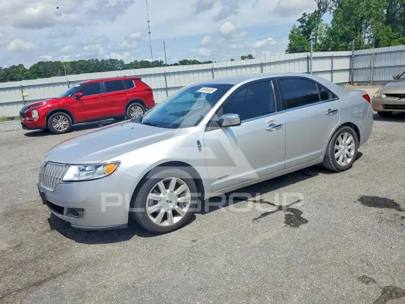 2012 Lincoln MKZ photo
