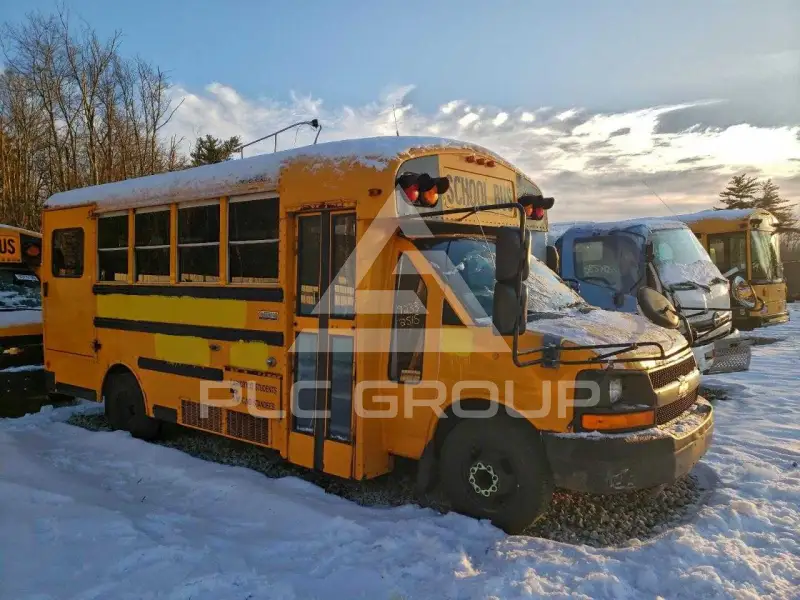 2012 Chevrolet Express фото