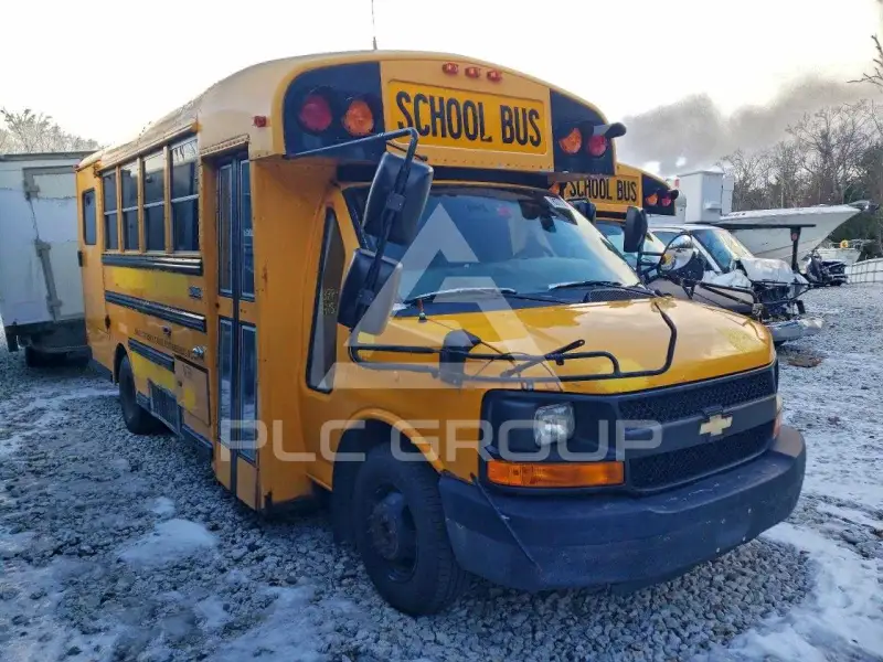 2012 Chevrolet Express фото