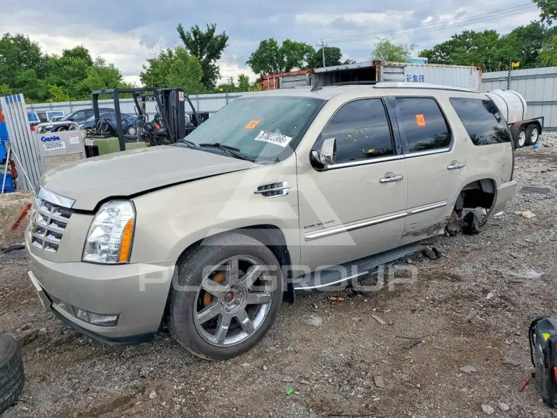 2012 Cadillac ESCALADE фото