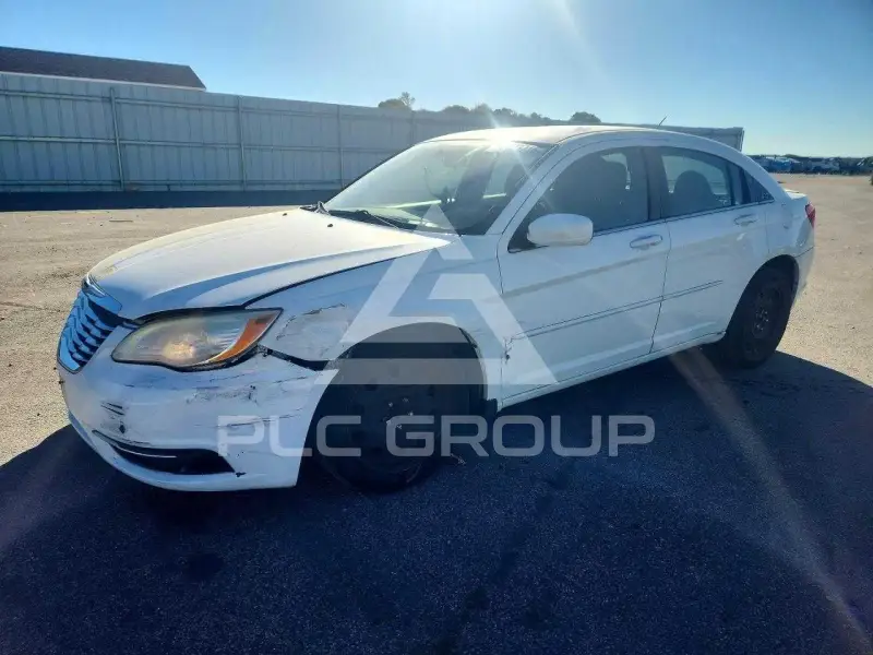 2012 Chrysler 200 фото