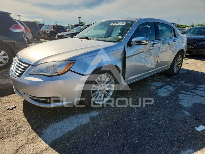 2012 Chrysler 200 фото