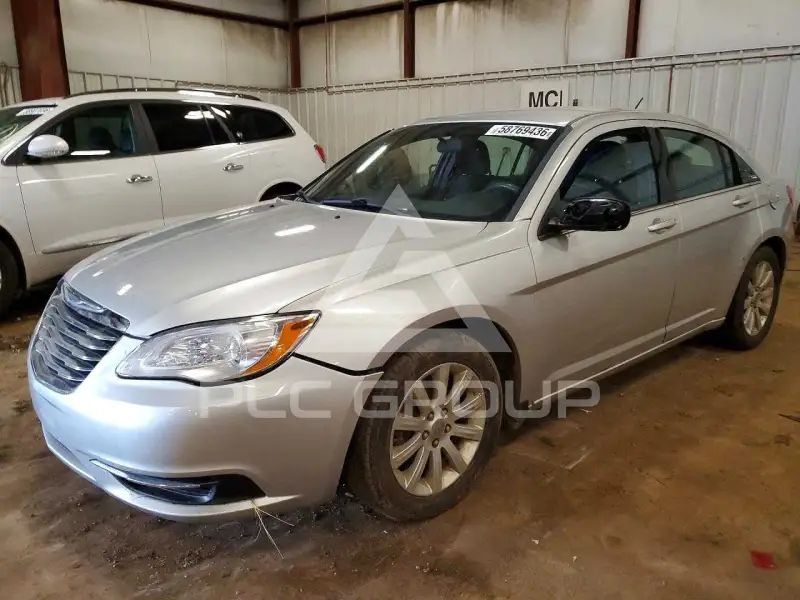 2012 Chrysler 200 фото