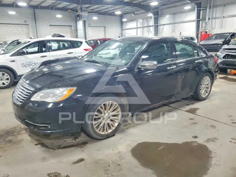 2012 Chrysler 200 photo
