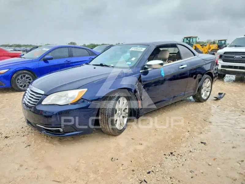 2012 Chrysler 200 photo
