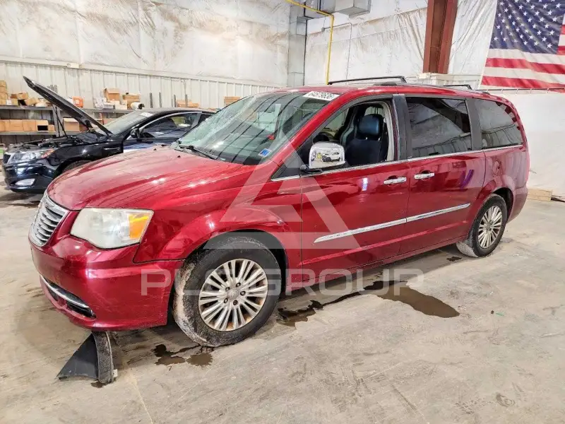 2012 Chrysler TOWN & COUNTRY фото