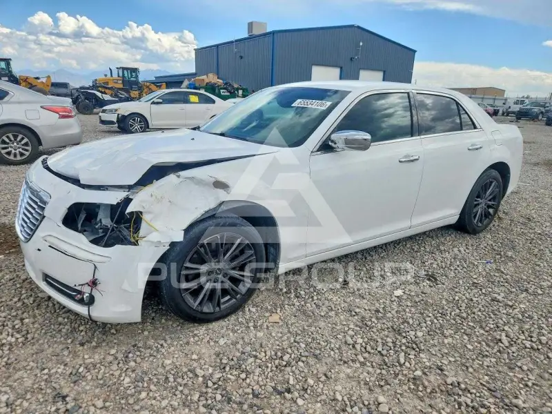 2012 Chrysler 300 photo