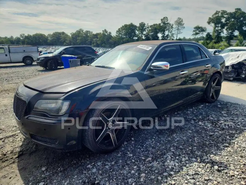 2012 Chrysler 300 фото